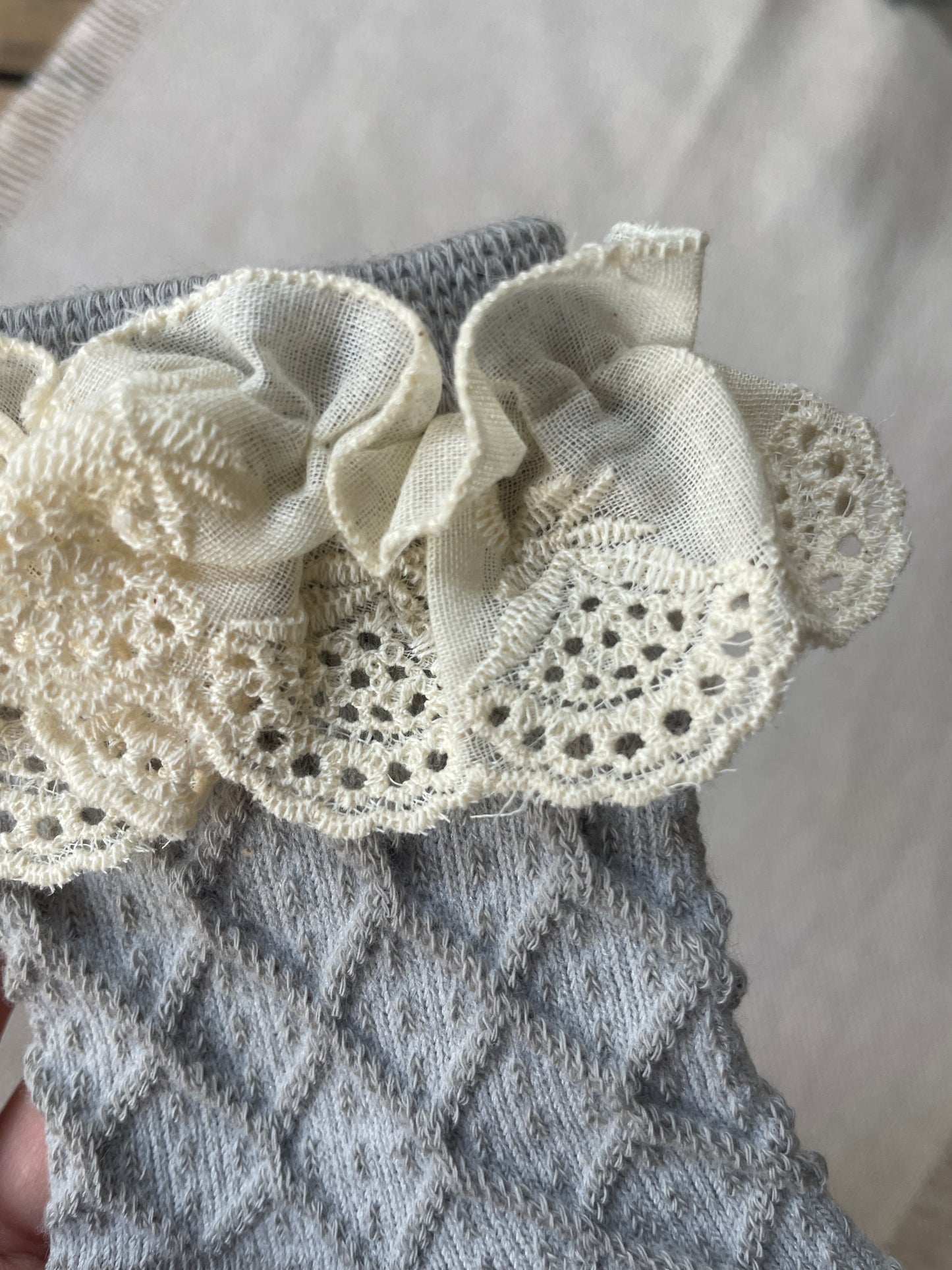 Dentelle - Lace Ruffle Socks